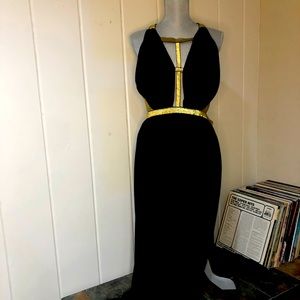 Carribean Queen Long Black + Gold Gown Size L